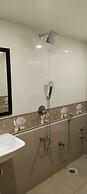 Eastin De Royale