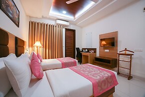 Hotel Grand Regency by JMD Group