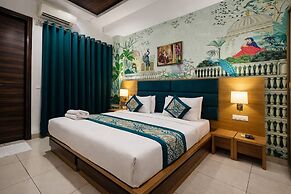 Hotel Grand Regency by JMD Group