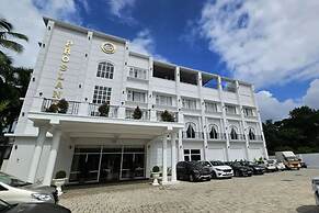 Prosland Hotel