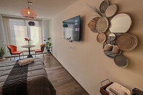 Huerfanos Spot by Andes+