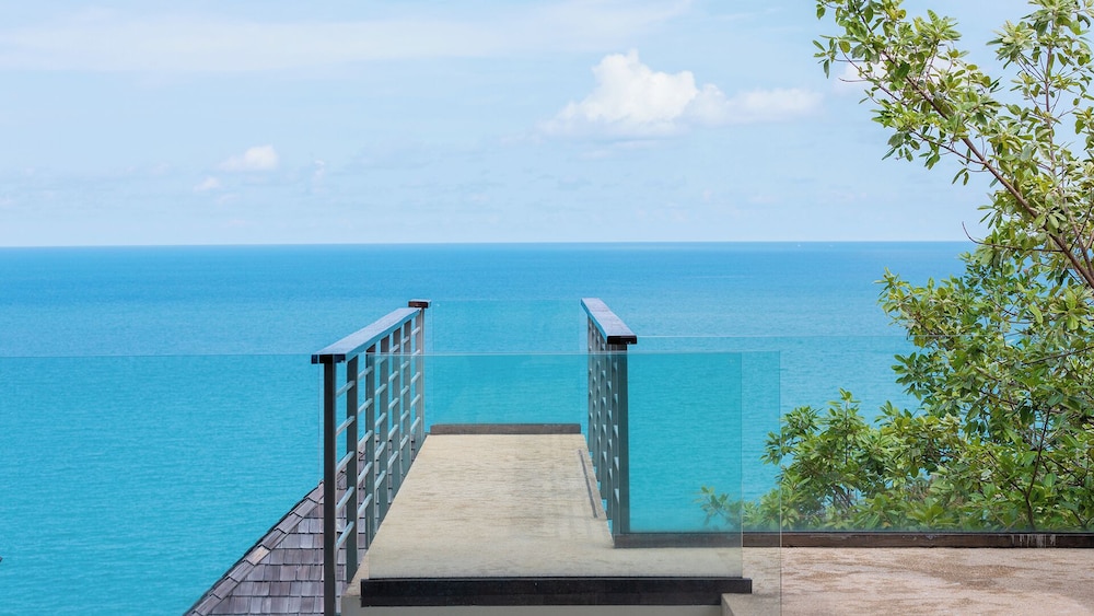 Jasmine Waterslide Villa