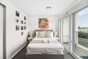 StayAU 4BR Modern Townhouse Asquith