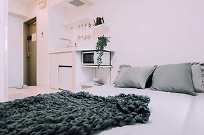 Minimalist Loft 301