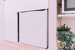 Minimalist Loft 401