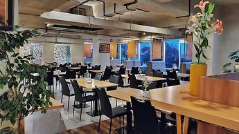 Hotel Brothers Solo Baru