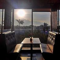 Hotel Brothers Solo Baru