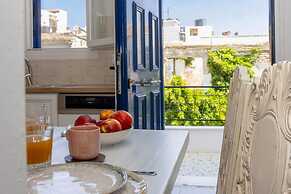 Summer Grace Tinos