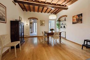 Santa Maria Novella Palace by MMega