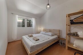 Holiday Home Seafront Escape