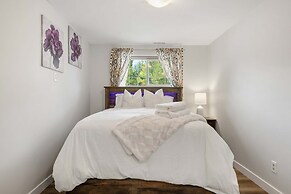 NEW Near Golf Yoga Classes Private Suite Wine