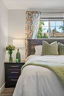 NEW Near Golf Yoga Classes Private Suite Wine