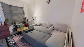 Mcrshared House-big Bedroom Sleeps 3