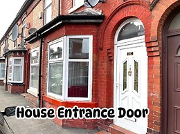 Mcrshared House-big Bedroom Sleeps 3