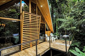Tityra Lodge