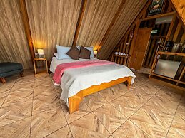 Tityra Lodge
