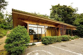Tityra Lodge