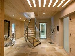 Superior Chalet With Views