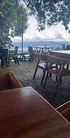 Bistro La Petite