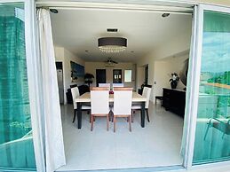 Apartments with Shared Pool and BBQ