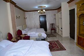 Crystal pyramid inn