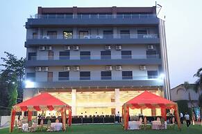 Motel Bilaspur City