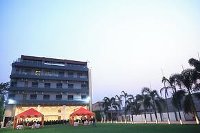 Motel Bilaspur City
