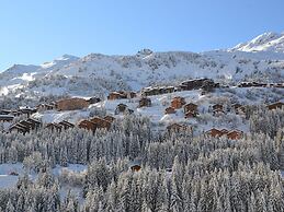 Stylish Apartment in Meribel