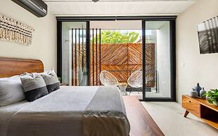 Ocean Boutique Condos