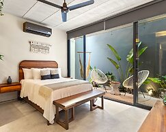 Ocean Boutique Condos