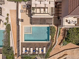 Adeste Seaview Villas