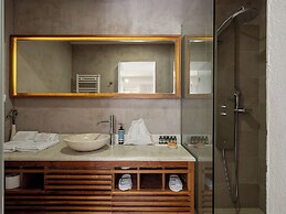 Adeste Seaview Villas