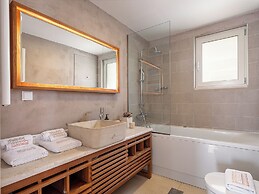 Adeste Seaview Villas