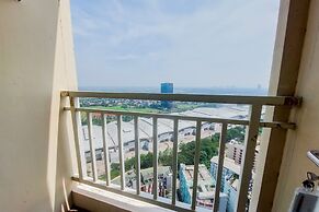 Good Location and Comfortable Studio Apartment B Residence