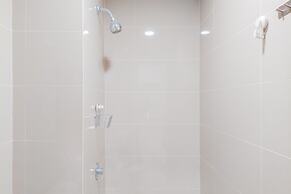 Good Location and Comfortable Studio Apartment B Residence