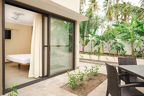 Blackstone Beach Resort