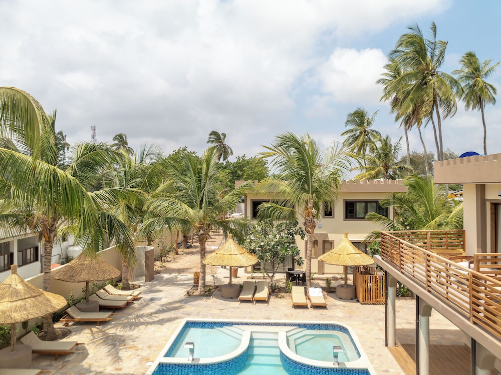 Blackstone Beach Resort
