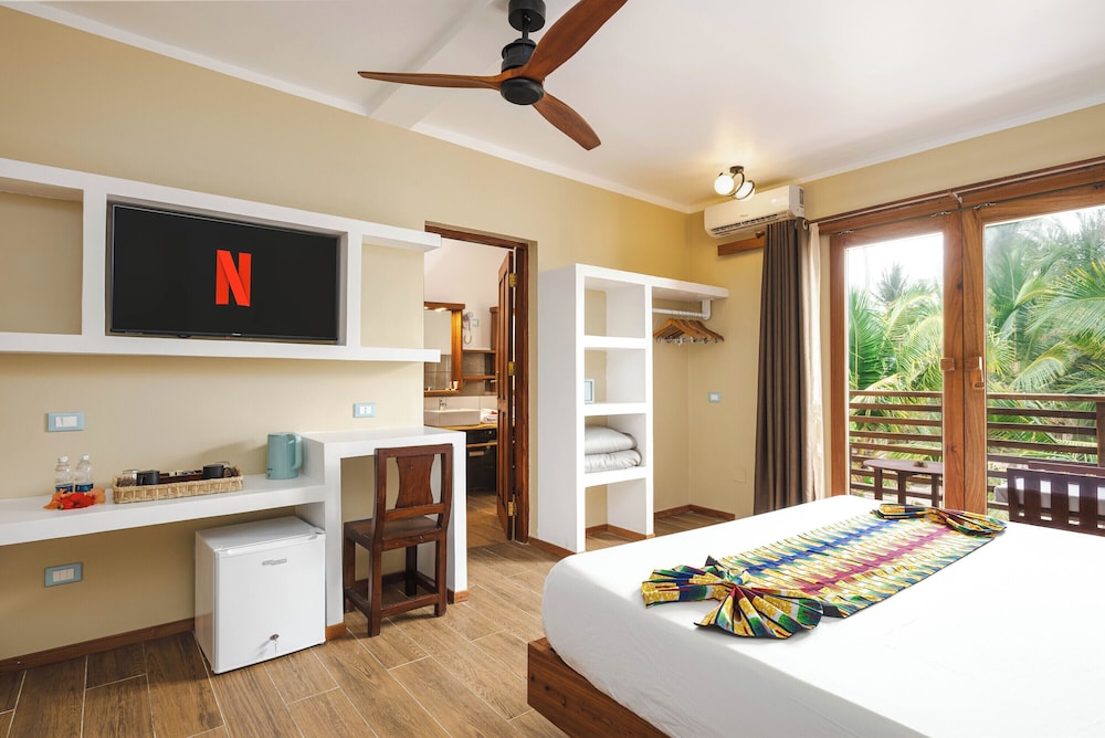 Blackstone Beach Resort
