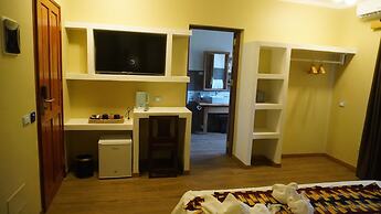 Blackstone Beach Resort