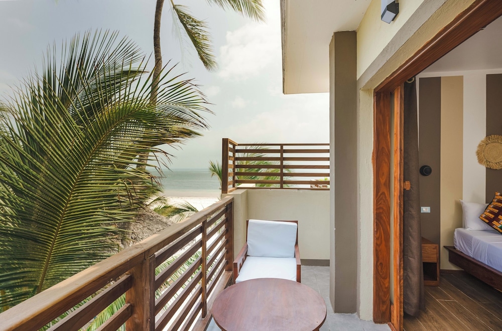 Blackstone Beach Resort