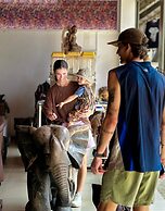 Elepath Lodge - Pinnawala