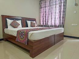 Elepath Lodge - Pinnawala