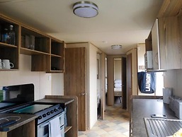 Lynch Lane Lodge - Relax in Weymouth