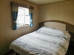 Lynch Lane Lodge - Relax in Weymouth