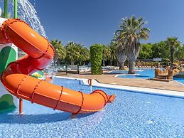 Chalet in Blanes Near the Beach & Pool