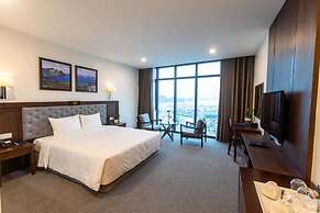 Peace Hotel Ha Long