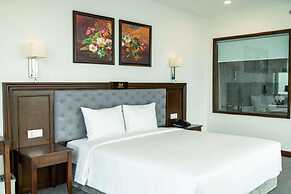 Peace Hotel Ha Long