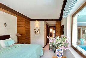 7-bedroom Chalet With Private Pool