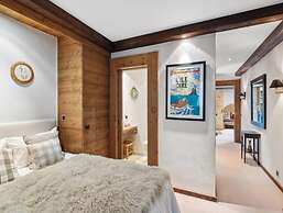 7-bedroom Chalet With Private Pool