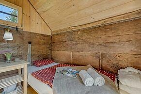 Luxury Glamping House Pia